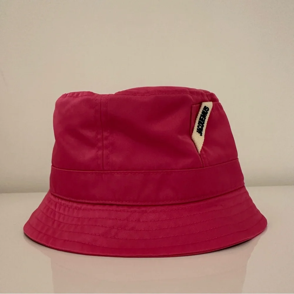 Jacquemus
Le Bob Ovalie bucket hat - Picture 7 of 11